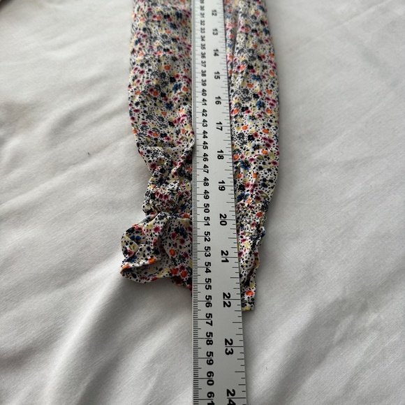 Jane and Delancey Women's Long Sleeve Allover Floral Peplum Top Multicolor Small - Picture 9 of 12